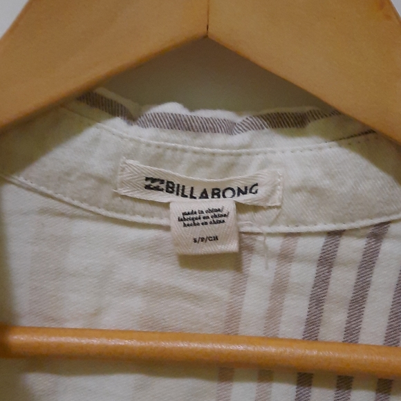Billabong Long Sleeve Button-up - Picture 3 of 4